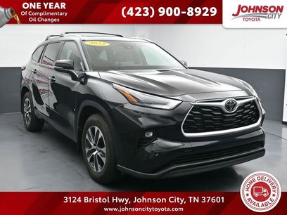 Used 2023 Toyota Highlander XLE