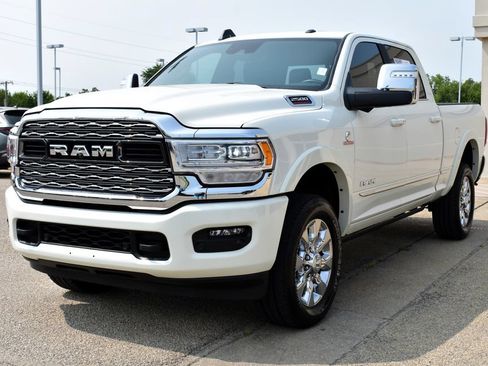 Used 2024 RAM 2500 Limited AWD/4WD image 1