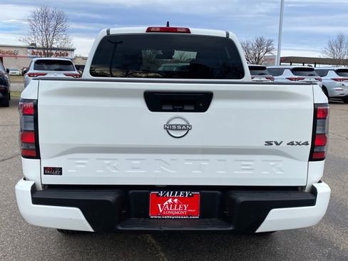 Certified 2024 Nissan Frontier SV image 4
