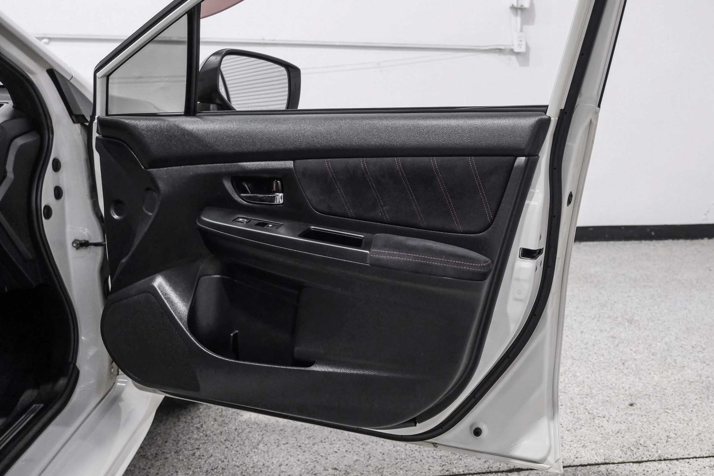 Used 2016 Subaru WRX STI AWD/4WD image 36