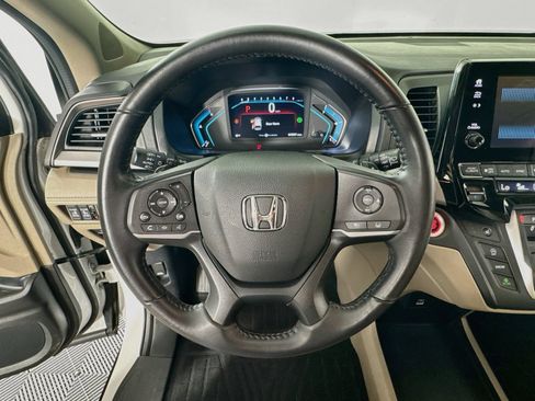 Used 2024 Honda Odyssey EX-L image 13