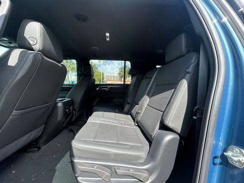 New 2026 Chevrolet Suburban LT RWD image 14