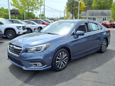 Used 2018 Subaru Legacy 2.5i Premium AWD/4WD image 3