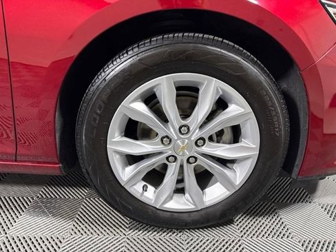 Used 2021 Chevrolet Malibu LT image 9