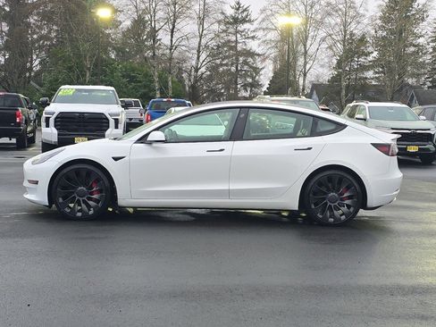 Used 2022 Tesla Model 3 Performance image 6