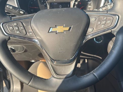 Used 2024 Chevrolet Equinox LT image 14