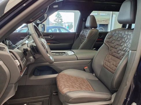 New 2025 Nissan Armada Platinum Reserve image 23