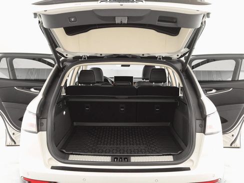 Used 2022 Lincoln Nautilus Reserve w/ Class II Trailer Tow Package image 22