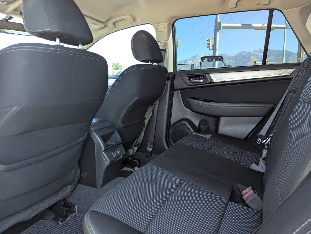 Used 2019 Subaru Outback 2.5i Premium AWD/4WD image 29