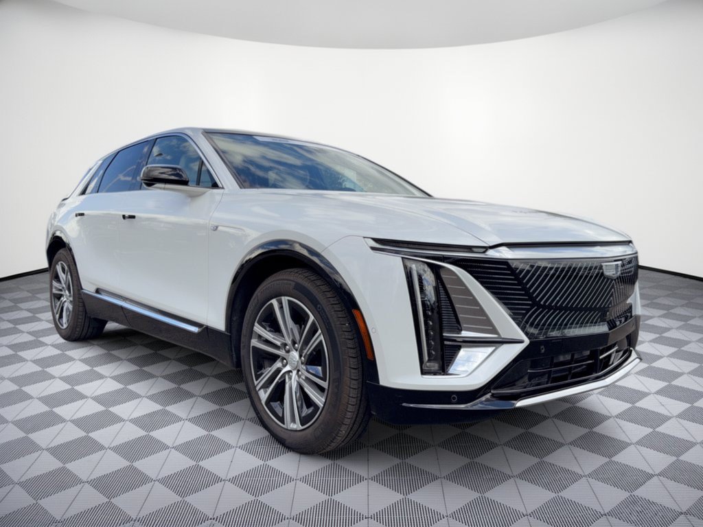 Used 2024 Cadillac Lyriq Luxury RWD image 7