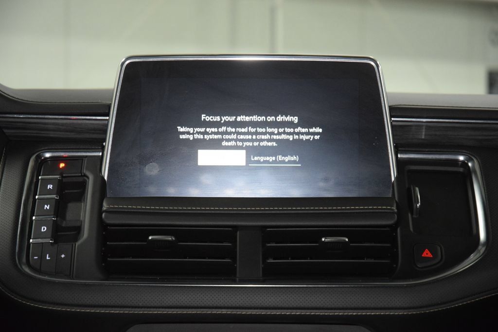 Used 2022 GMC Yukon SLT w/ SLT Luxury Package AWD/4WD image 34