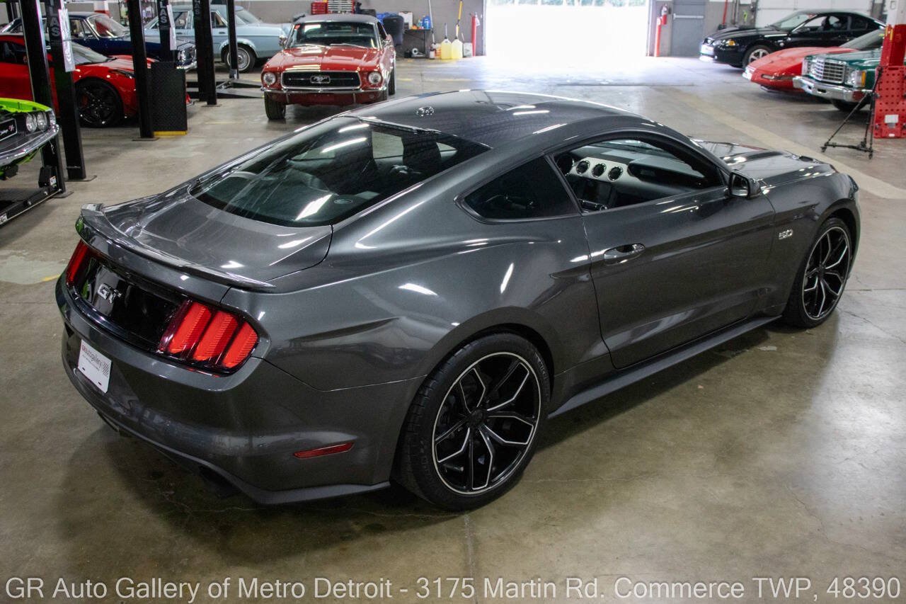 Used 2017 Ford Mustang GT Premium RWD image 7