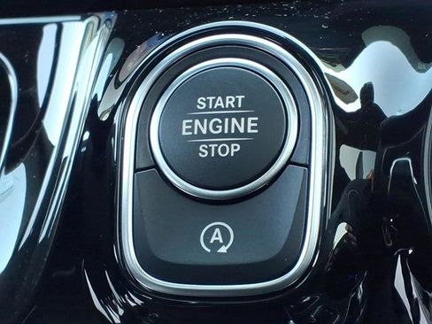 New 2026 Mercedes-Benz GLA 35 AMG 4MATIC image 25