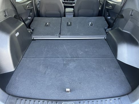 Used 2026 Chevrolet Equinox LT AWD/4WD image 20