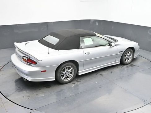 Used 2002 Chevrolet Camaro Z28 w/ Sport Appearance Pkg RWD image 32
