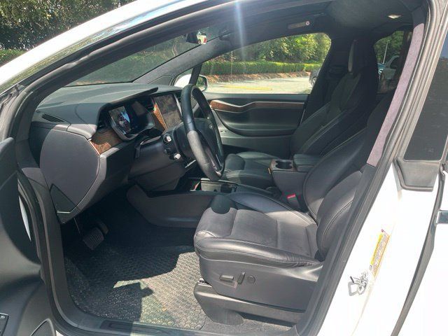 Used 2020 Tesla Model X Long Range AWD/4WD image 5