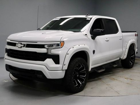 Used 2023 Chevrolet Silverado 1500 RST w/ Convenience Package II image 8