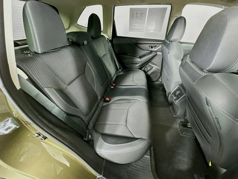 Used 2024 Subaru Forester Premium AWD/4WD image 35