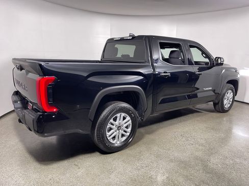 New 2026 Toyota Tundra SR5 AWD/4WD image 3