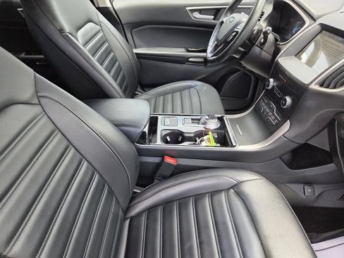 Used 2019 Ford Edge SEL w/ Equipment Group 201A AWD/4WD image 36