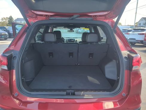 Certified 2024 Chevrolet Equinox RS FWD image 20