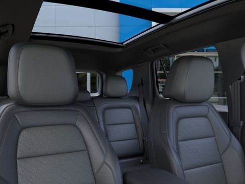 New 2026 Chevrolet Equinox LT w/ Convenience Package II image 24