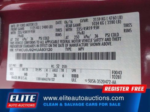 Used 2017 Ford Escape Titanium image 17