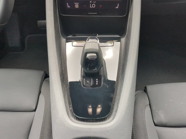 Used 2024 Polestar Polestar 2 w/ Pilot Pack RWD image 21