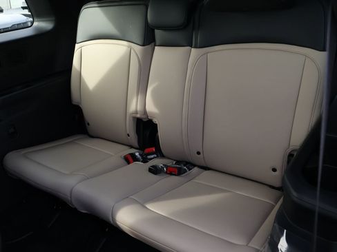 New 2027 Kia Telluride EX FWD image 16