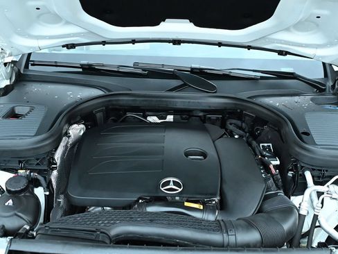 Used 2022 Mercedes-Benz GLC 300 4MATIC image 44