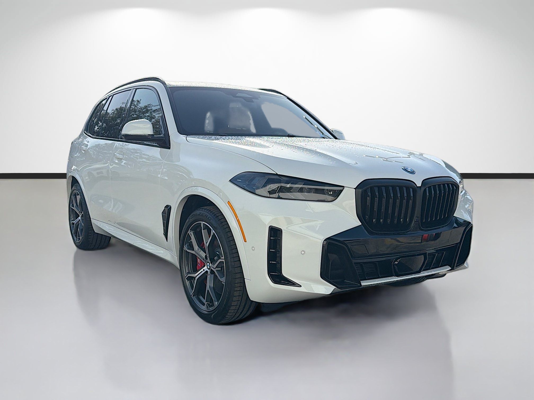 New 2026 BMW X5 xDrive50e w/ M Sport Package AWD/4WD image 1