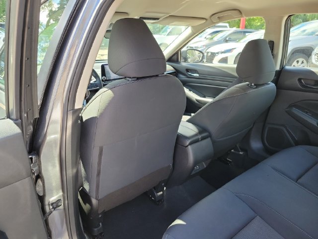 Certified 2024 Nissan Altima 2.5 SV FWD image 13