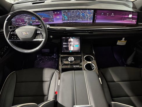 New 2025 Cadillac Escalade Premium Luxury w/ Touring Package image 12