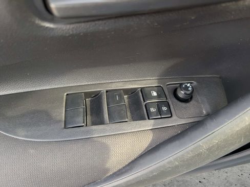 Used 2023 Toyota Corolla LE image 17