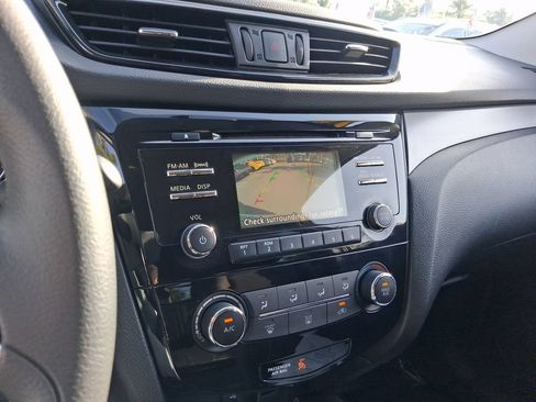 Used 2018 Nissan Rogue Sport S w/ S Appearance Package FWD image 22