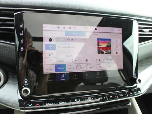 Used 2023 Jeep Wagoneer Series II w/ Convenience Group I image 30