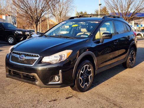 Used 2016 Subaru Crosstrek 2.0i Premium image 2