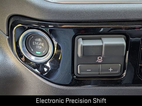 New 2026 GMC Sierra 1500 SLT AWD/4WD image 16