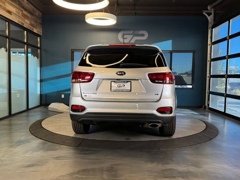 Used 2020 Kia Sorento S AWD/4WD image 4