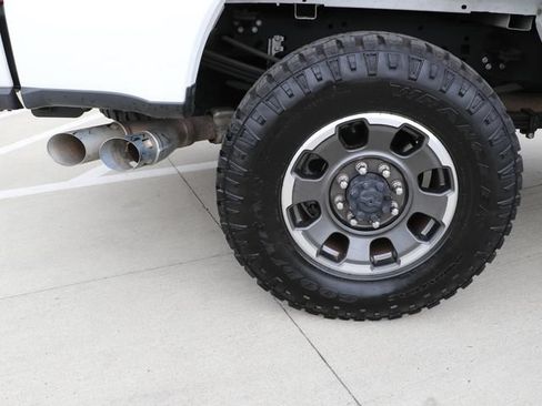 Used 2023 Ford F250 Lariat w/ Lariat Ultimate Package AWD/4WD image 8