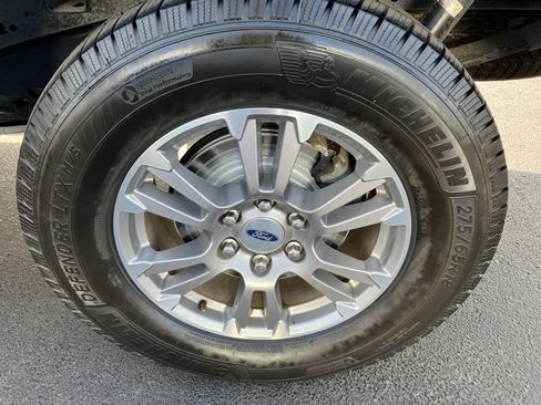 Certified 2018 Ford F150 Lariat w/ Equipment Group 501A Mid image 17