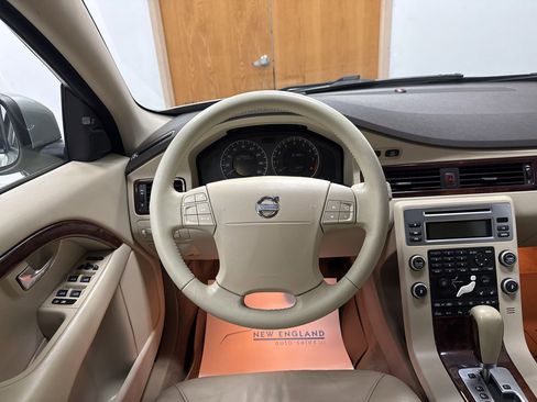 Used 2008 Volvo XC70 3.2 image 7