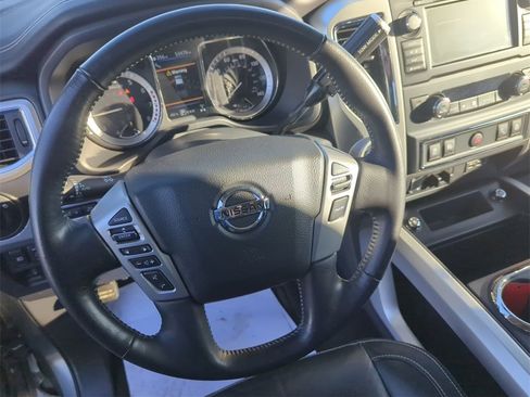 Used 2019 Nissan Titan PRO-4X w/ Pro-4x Convenience Package image 21
