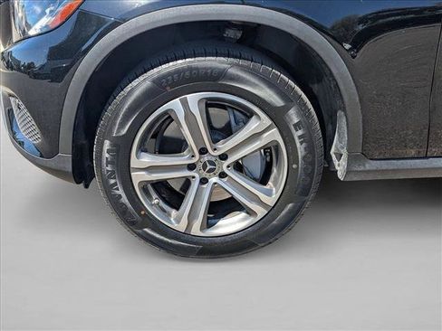 Used 2019 Mercedes-Benz GLC 300 image 23