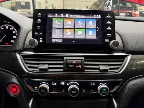 Used 2018 Honda Accord Sport image 27