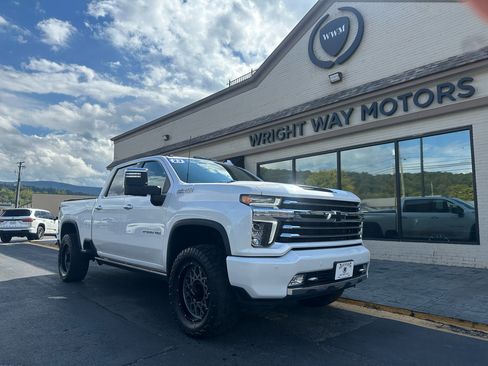 Used 2023 Chevrolet Silverado 2500 High Country w/ Z71 Off-Road Package image 1