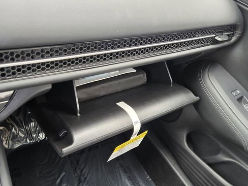 Used 2025 Honda HR-V EX-L image 23