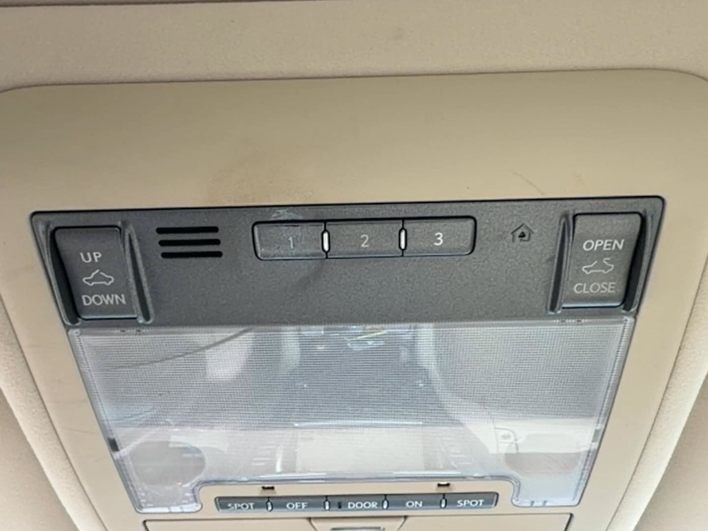 Used 2007 Lexus LS 460 RWD image 11