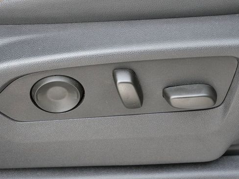 Used 2025 GMC Sierra 2500 AT4 w/ AT4 Premium Plus Package image 16