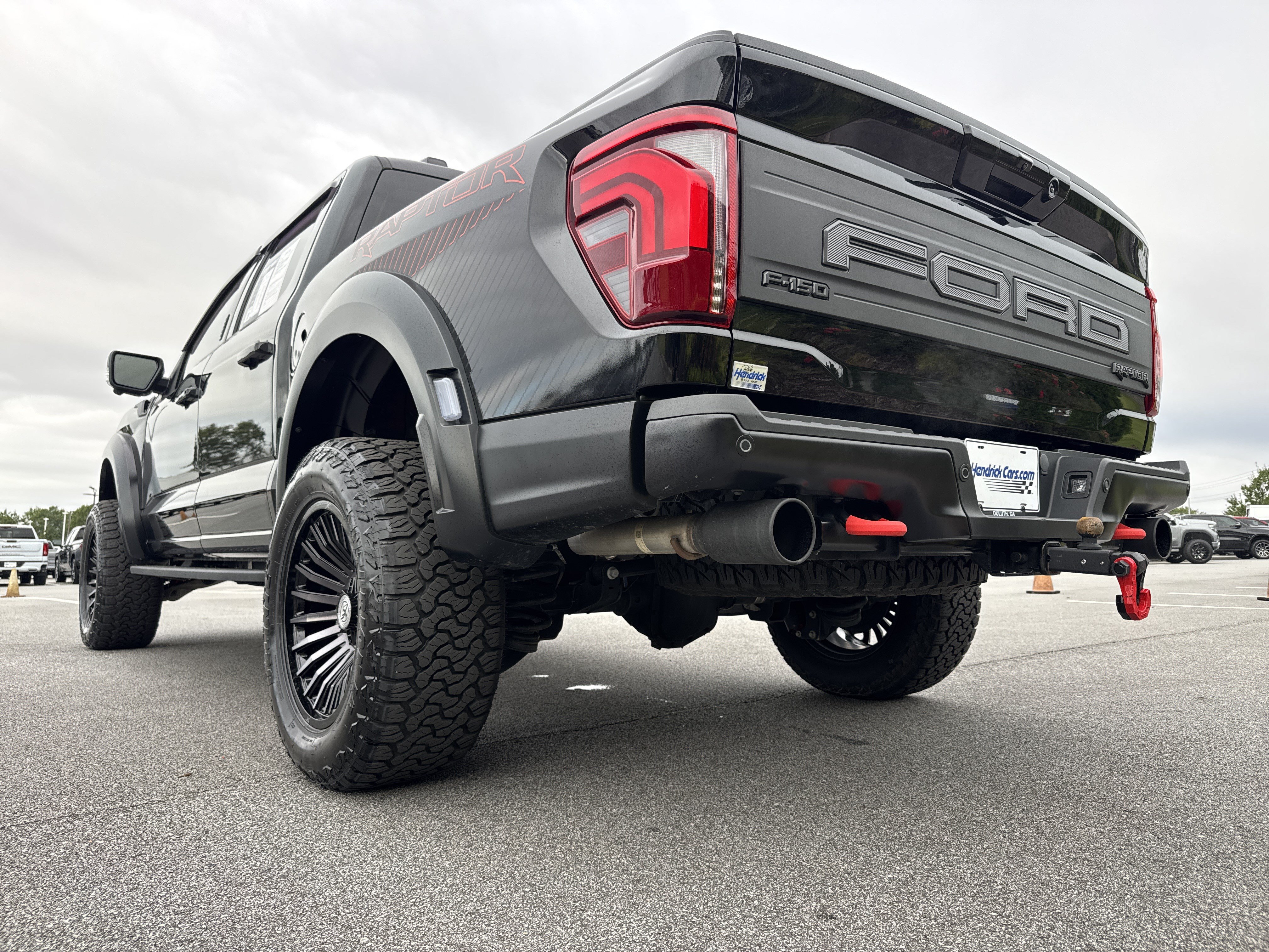 Used 2025 Ford F150 Raptor AWD/4WD image 8